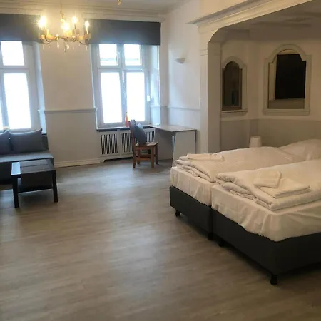 酒店 Schwaferts 3*